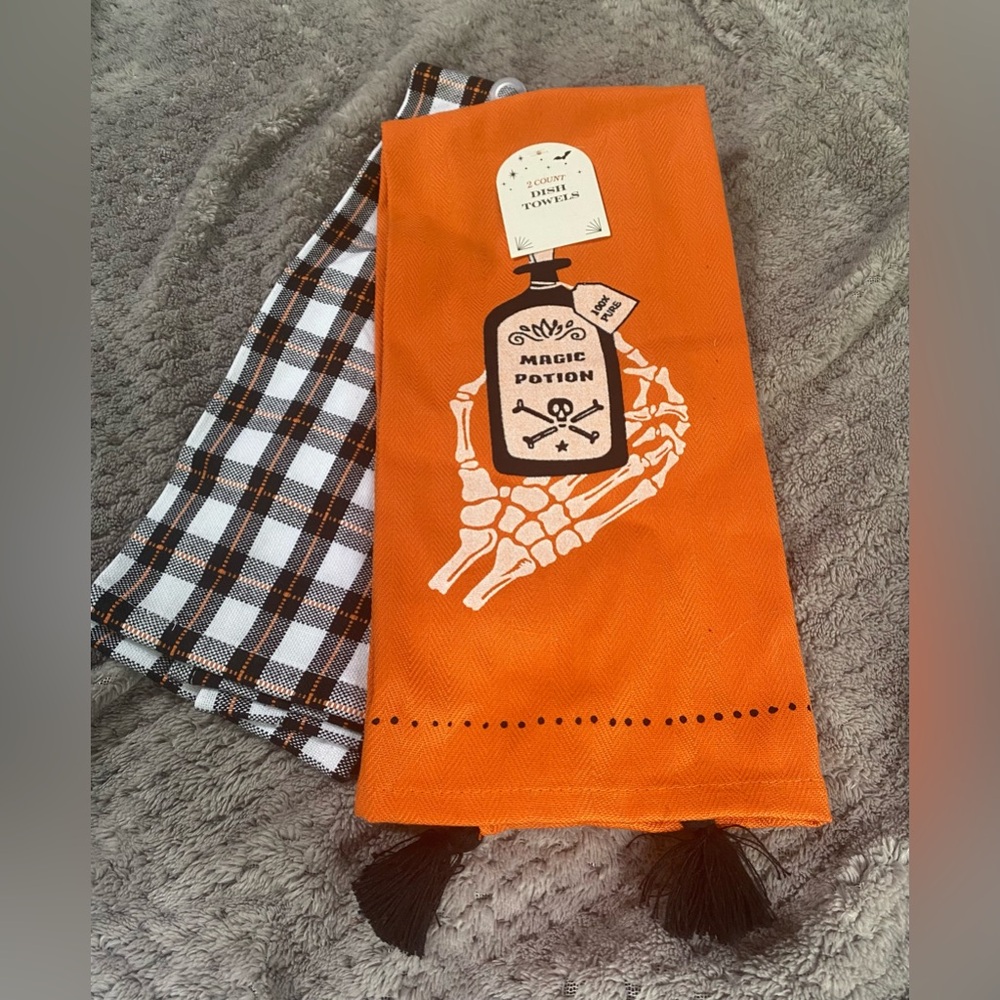 Halloween Kitchen Towels – Magic Potion & Plaid Set (2-Pack)